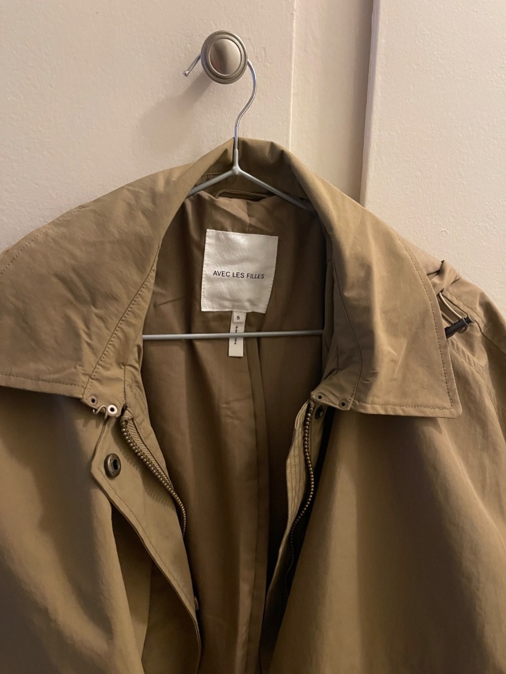 Avec Les Filles Hooded Cape Raincoat - Picture 3 of 7